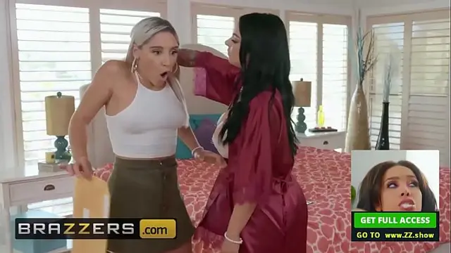 Hot And Mean - &lpar;Abella Danger&comma; Payton Preslee&rpar; - Sex Tape Mistake - Brazzers