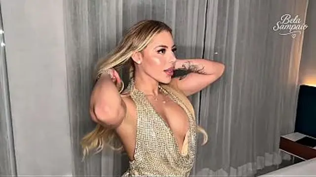 Gifted foreigner fucks hot Brazilian woman after discovering the power of a Latina ass&period;