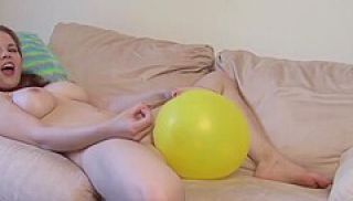 Sadie - Balloon Fetish 02