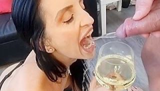 [WET] ANAL-HILIATION of Vitoria Vonteese, Rough DP cock &amp; toy, Pee in mouth &amp; drinking, ass