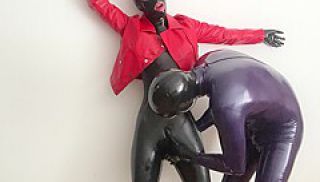 Touchedfetish Real Married Amateur Fetish Couple In Shiny Latex Rubber Catsuits - Kissing An Licking