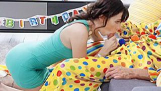 Milf Does Party Tricks On Clown