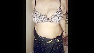 Black-saree Hot Desi Indian Bhabhi Big Ass And Boobs Pressed Hardly With Neighbor Affair