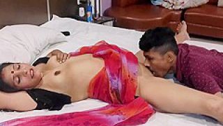Indian Young College Man Fucking Mature Desi Aunty Hot Fuck Sex Session - Full Hindi Audio