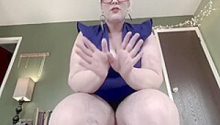 Giantess Alice Plays With You In The Air Before Swallowing You Whole And Digesting Through Her Body