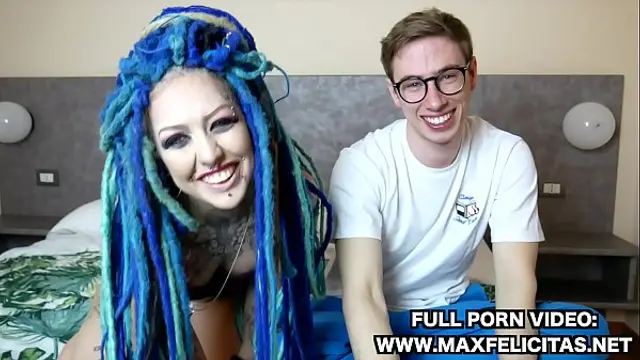 ITALIAN CASTING OF A RASTA GIRL LADY BLUE ALTERNATIVE MODEL WITH THE ITALIAN PORN ACTOR MAX FELICITAS